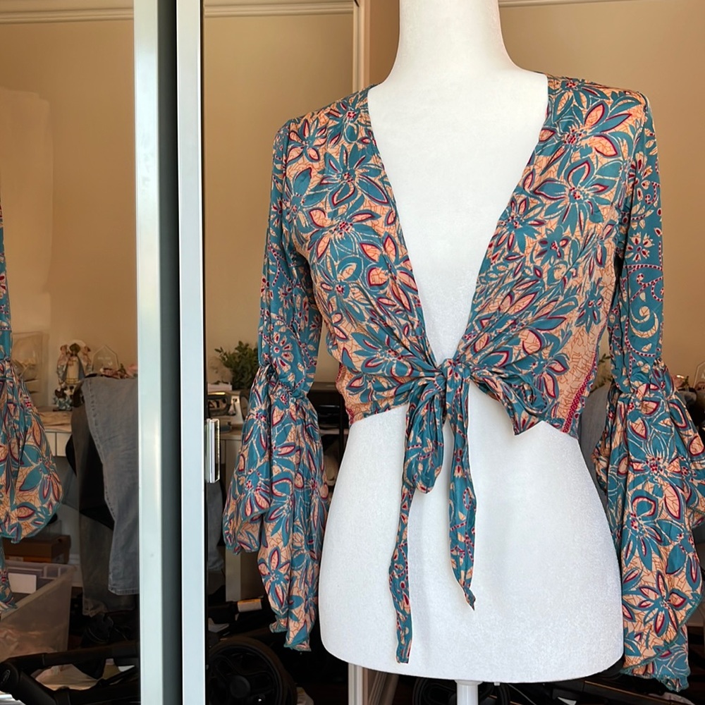 Boho Raga Somewhere in Paradise wrap Top. Brand New . Beautiful and fun top.
